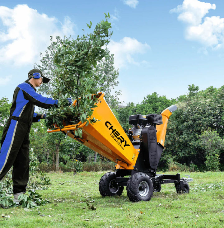 6” 15 HP 420cc Gas Powered Wood Chipper