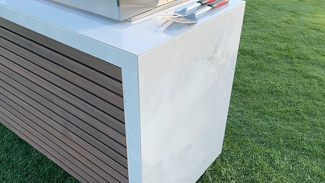 Professional Shiplap Outdoor Kitchen with 32” 4-Burner Grill and Waterfall Edge
