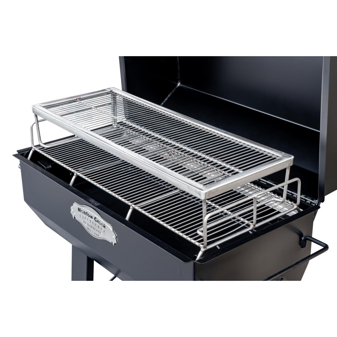 Meadow Creek Pig Roaster PR60  Guy