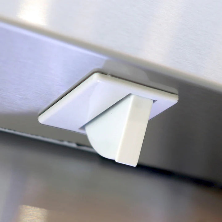 27" Commercial Reach-In Freezer – 19 cu. ft.