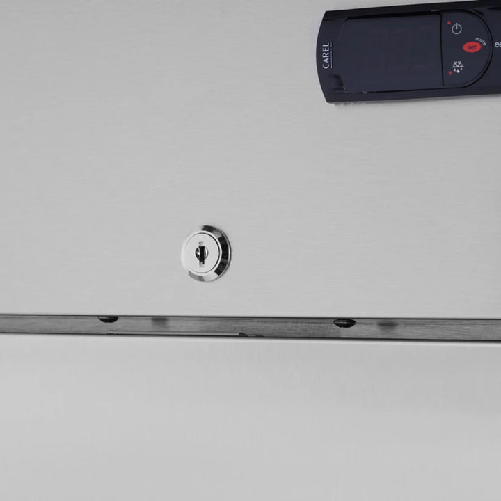 27" Commercial Reach-In Refrigerator – 19 cu. ft.